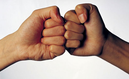 有多少人懂得与老板共进退看完我沉默了